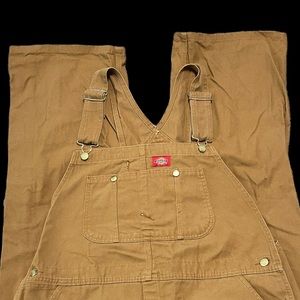 DICKIES MENS WORK OVERALLS SIZE 38x34 BRAND NEW CONDITION NEVER WORN